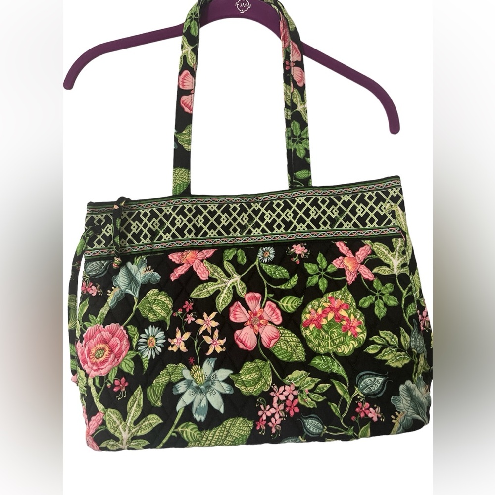 Vera Bradley “Botanica” purse retired excellent condition.